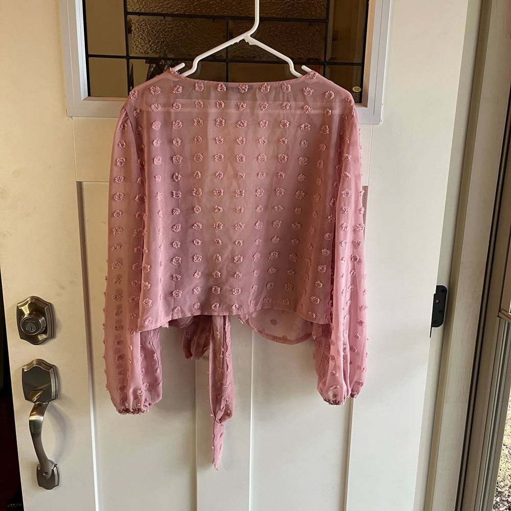 SHEIN Curve Pink Swedish Wrap Polka Dot Puff Cropped Wrap Around Blouse - Picture 7 of 7